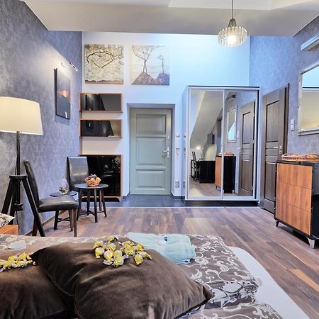 Cafe Garden Residence Krakow Ngoại thất bức ảnh