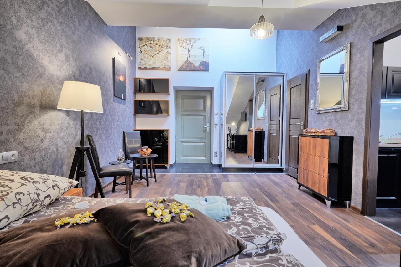 Cafe Garden Residence Krakow Ngoại thất bức ảnh