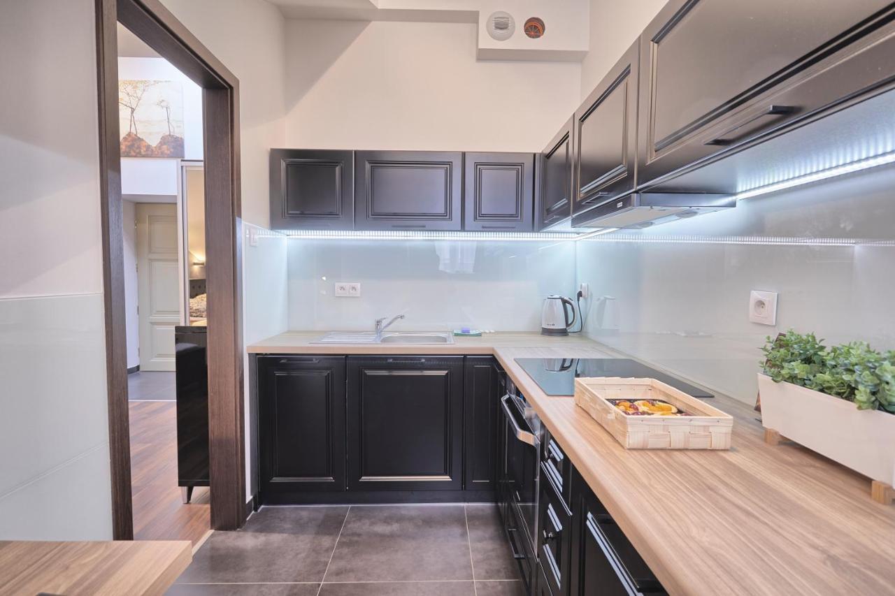 Cafe Garden Residence Krakow Ngoại thất bức ảnh